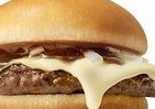 2000万食突破、モスの「とびきり」1周年　あのハンバーガーが復活！