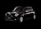 東と西で発売日が違う粋な「MINI」