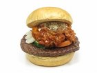 「アド街」とコラボ　モスから「モツバーガー」限定発売！