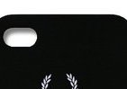 「フレッドペリー」iPhoneケースを無料配付