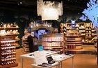 「東京ソラマチ」のディズニーストアは、ちょっと大人