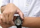 スパイかニンジャか！？　カメラ付き腕時計で仕事捗る