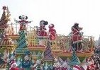 「サンタの村」テーマのイベントも　ディズニーの「クリスマス」始まる