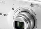 ニコン、アンドロイド搭載デジカメ　Wi-Fi対応「COOLPIX S800c」