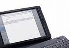 好きな位置でタイピング　iPad mini用キーボード付きケース