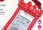 ミッキーでぴったりくっつく　スマホ用「防水ケース」