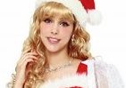 Xmasのコスプレ、女子はこれで　バービーみたいなワンピのサンタ