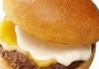 3種類のチーズを使用　進化した「絶品チーズバーガー」