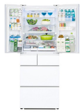 庫内棚も清潔に保ちやすい強化ガラスを全段採用