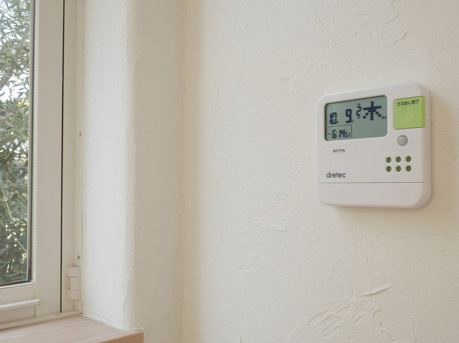 ネジ止めでの設置