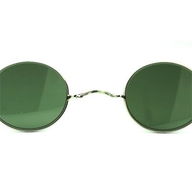 レンズガラスを採用