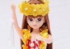 今度は白いドレスをお披露目　「フラガール」のリカちゃん第2弾発売