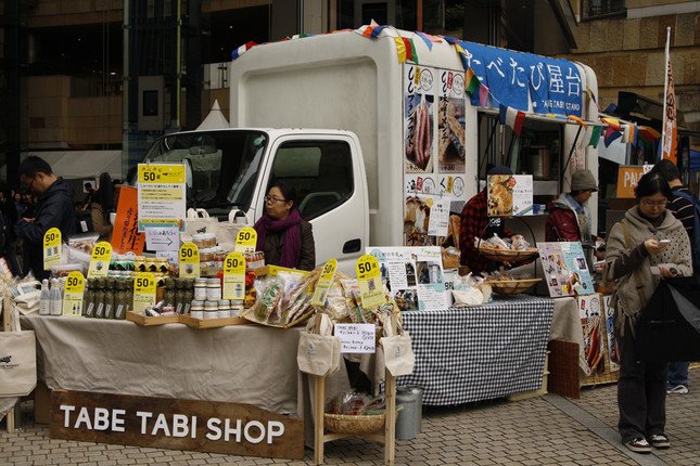 今年のキッチンカーでは「鍋」販売も