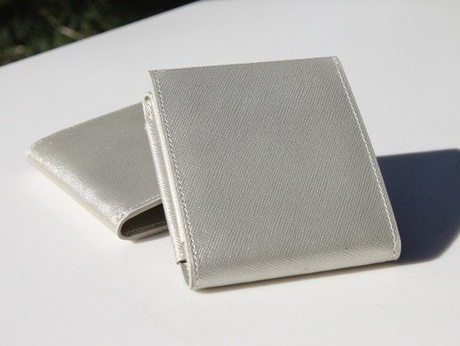 コンパクトに運べる