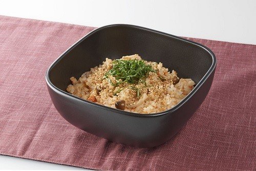 そのまま食器としても使用できる