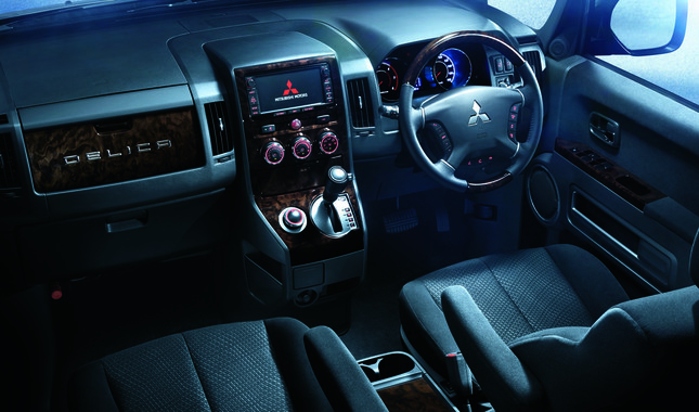 温かさを感じる木目調のインテリア