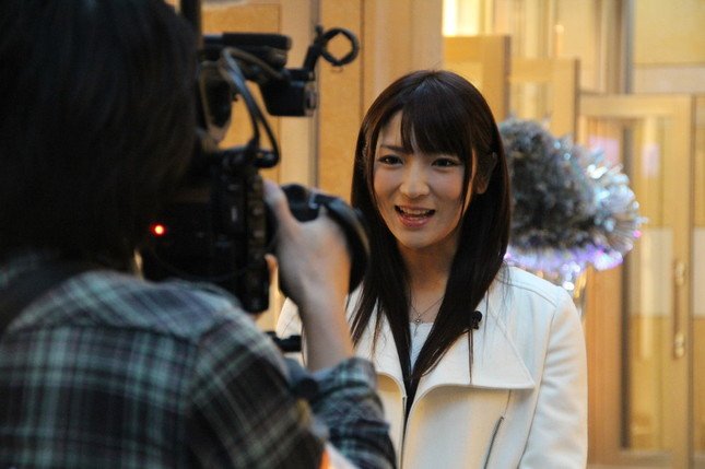 「東京観光ガール」に出演の神咲詩織さん