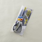 ダンボールもビニールもズバッと切れる　貝印、切れ味抜群の文具ハサミ