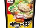野菜と鶏の旨みがつまった餃子鍋専用鍋つゆ　ごま油と香味油が香ばしさとコクを引き出す