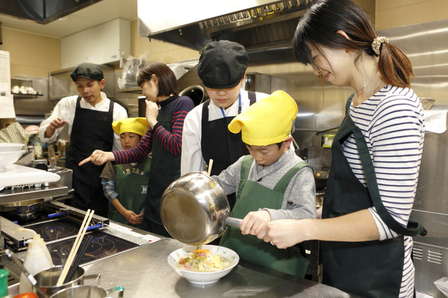 リンガーハットは食育活動を展開