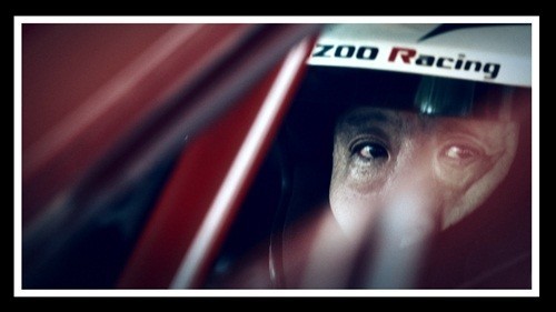 豪州走破プロジェクトで自らハンドルを握ったトヨタ自動車の豊田章男社長