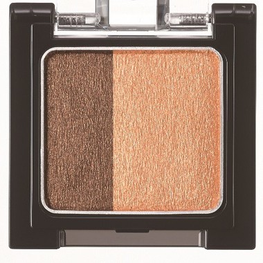 この春いちばんのおすすめ。どんなまぶたにもスッとなじんで華やげる「キャメルベージュ」