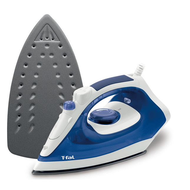 ジャケットやコートをハンガーにかけたまま手入れできる