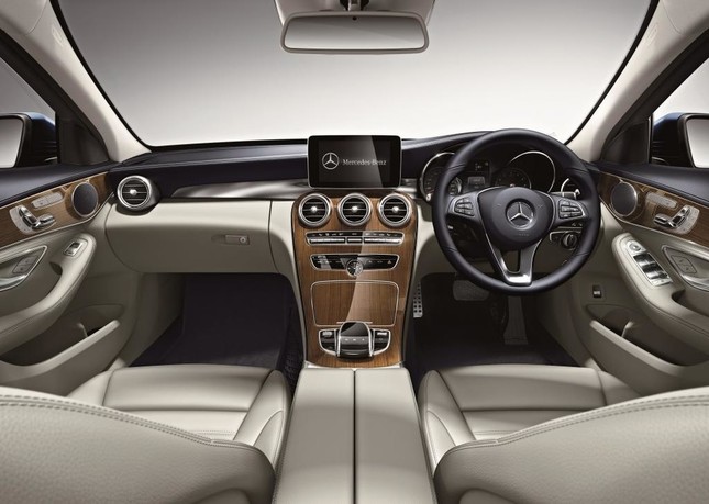 本革仕様車（インテリア：クリスタルグレー）