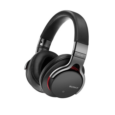 エルゴノミックデザインのイヤーパッドで快適な装着感