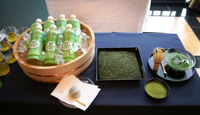 夏は冷抹茶を配合