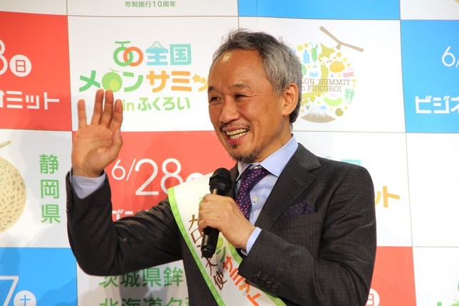 キャラクター退場に思わず手を振る