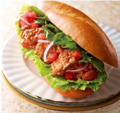 ミラノサンド　バターチキンカレー