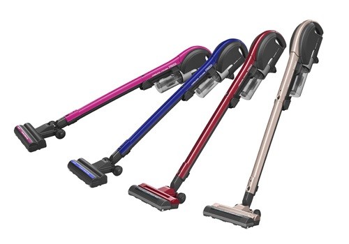 「マジックバランス」で手にかかる負担を軽く！（写真は右から、「EC‐SX310‐N　ゴールド系」「EC‐SX310‐R　レッド系」「EC‐SX210‐A　ブルー系」「EC‐SX210‐P　ピンク系」）