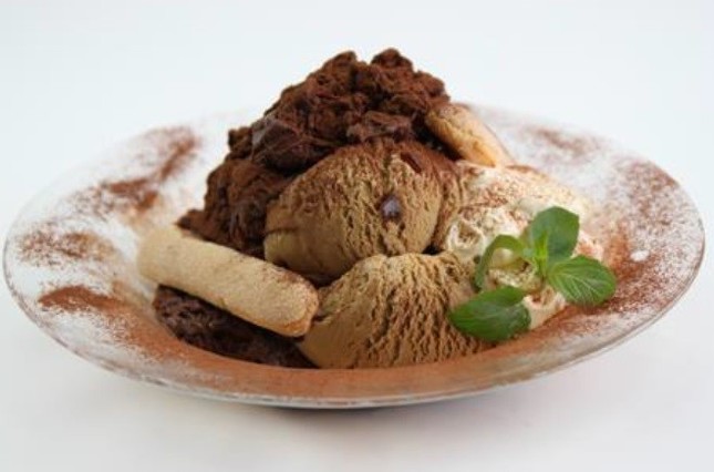 ハッピーパスタ by カプリチョーザの「スノーアイス　ハッピーティラミス」はイタリア風だ