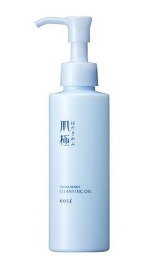 しっかりメイクを落としうるおいも守ってくれるクレンジングオイル