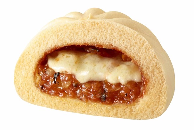 チーズが1.8倍になった「モッツァレラチーズのピザまん」