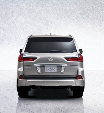 力強さとラグジュアリーが融合した内外装デザイン