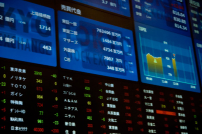 世界の市場が続落している