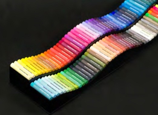 コンセプトは「世代を超えて　カラーウェーブ」