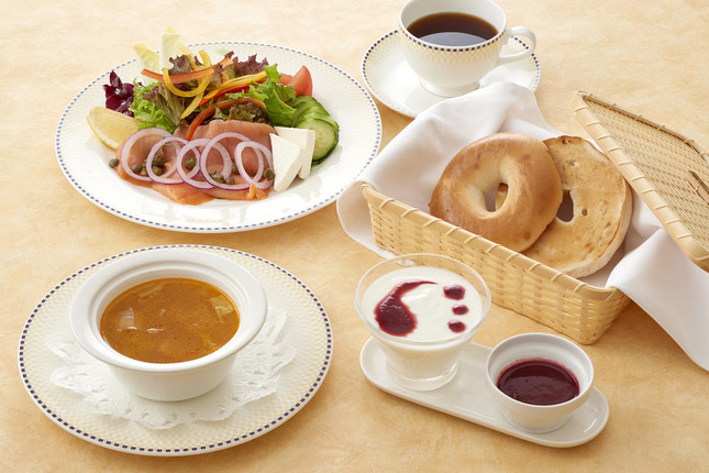 ルームサービスのご朝食（洋食）