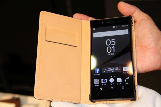 「フラットポケット」も採用