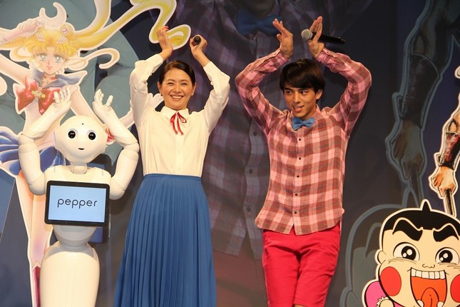 3人そろって「月に代わっておしおきよ！」