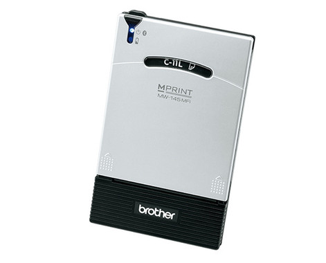 カバンに収まるコンパクトなモバイルプリンターがiOSに対応