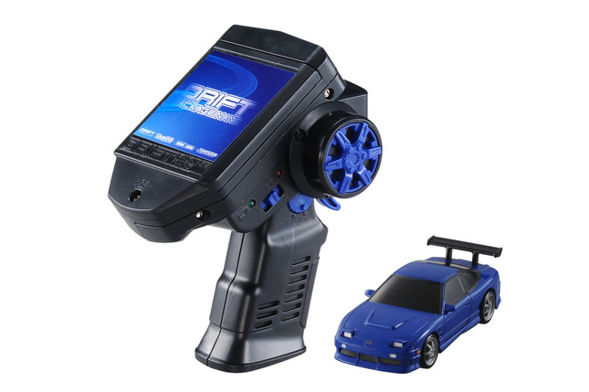 コントローラーは充電器兼用