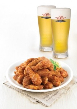 カリふわチキンは冷たいビールと相性抜群