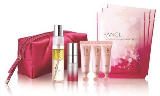 フルコースディナーに見立てた贅沢保湿&エイジングケアキット