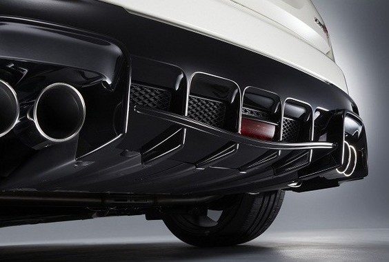 排気側にVTEC（可変バルブタイミング・リフト機構）、吸排気双方に「VTC（連続可変バルブタイミング・コントロール機構）」を採用し出力とレスポンスを高次元で両立