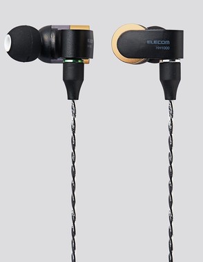 音楽プレーヤーとスマホ、コードをチョイス