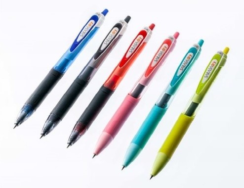 書いてすぐ手が触れても汚れない