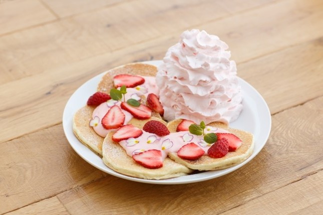 ハワイ語で「幸せ・喜び」を意味する苺づくしのパンケーキ